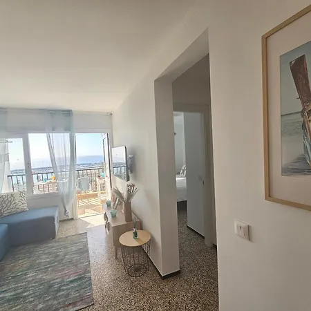 New Neverending Seaview Apartments, Achacay, Cristianos, Tenerife Apartment *