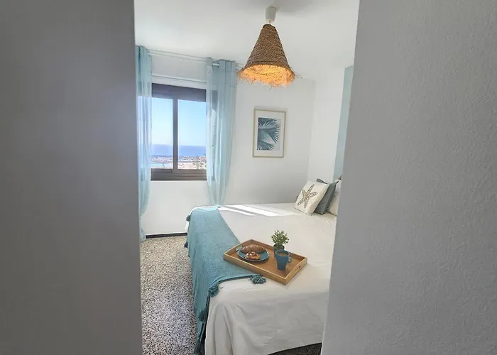 New Neverending Seaview Apartments, Achacay, Cristianos, Tenerife *