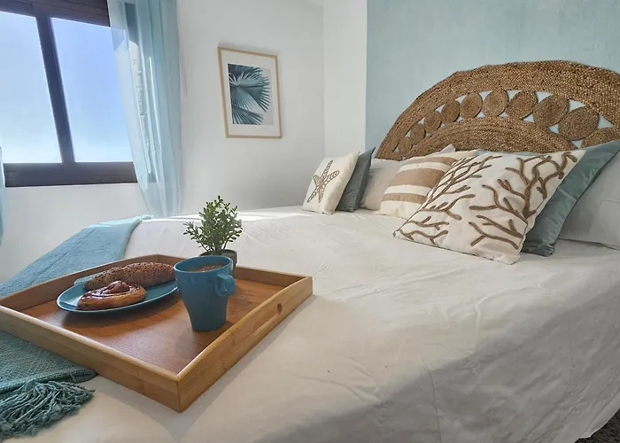 New Neverending Seaview Apartments, Achacay, Cristianos, Tenerife *