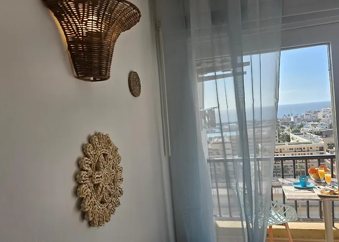 Apartamento New Neverending Seaview Apartments, Achacay, Cristianos, Tenerife *