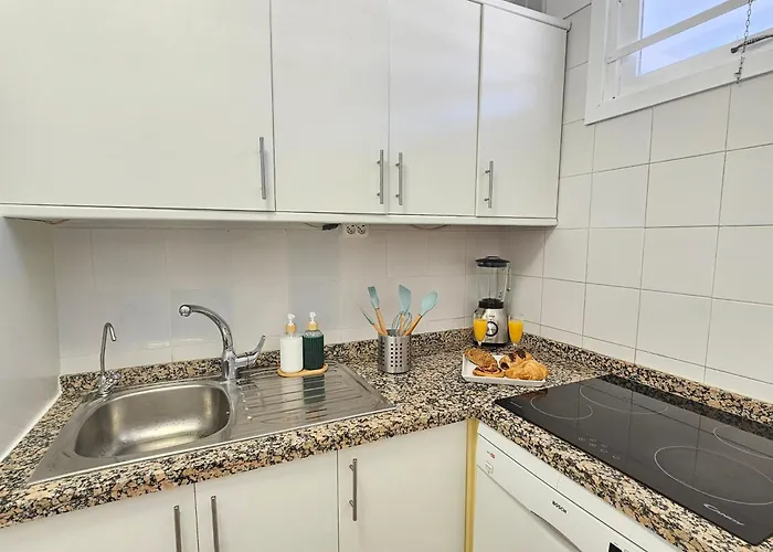 New Neverending Seaview Apartments, Achacay, Cristianos, Tenerife شقة