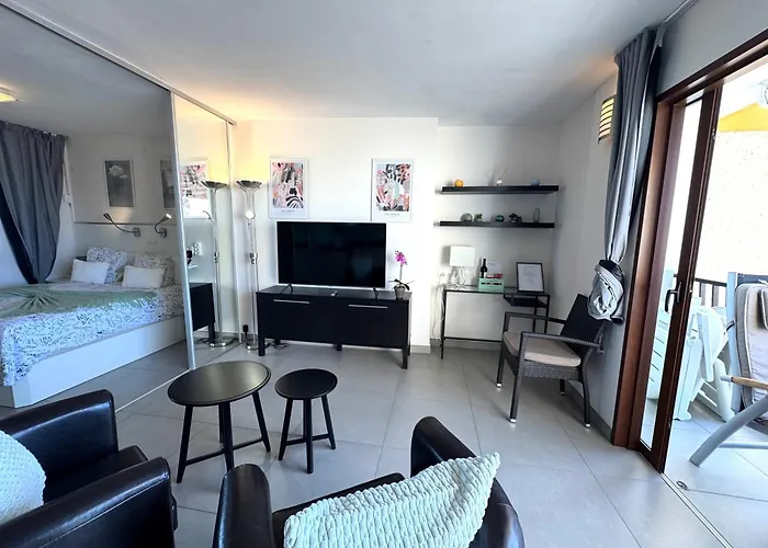 New Neverending Seaview Apartments, Achacay, Cristianos, Tenerife