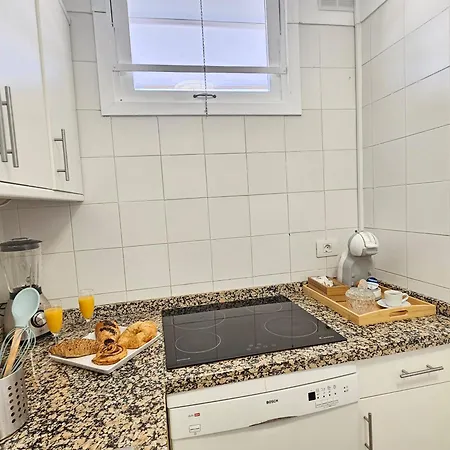 New Neverending Seaview Apartments, Achacay, Cristianos, Tenerife
