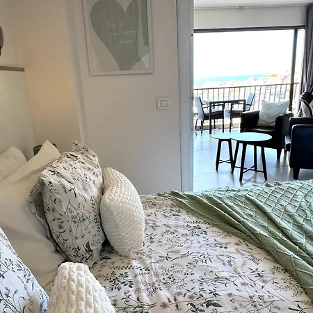 Daire New Neverending Seaview Apartments, Achacay, Cristianos, Tenerife Los Cristianos (Tenerife)