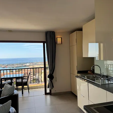 New Neverending Seaview Apartments, Achacay, Cristianos, Tenerife *