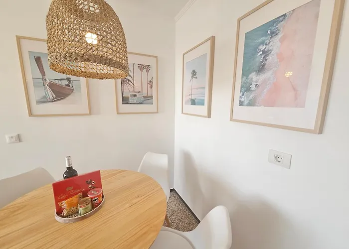 New Neverending Seaview Apartments, Achacay, Cristianos, Tenerife *