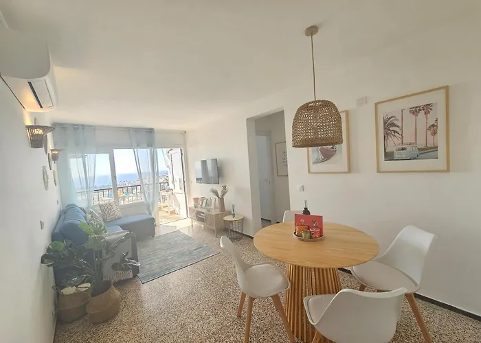 New Neverending Seaview Apartments, Achacay, Cristianos, Tenerife Apartment *